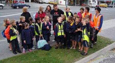 Wanaka_school_bus_safety_walking.JPG